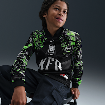Reviews: Korea Hollywood Keeper Big Kids' Nike Dri-FIT Soccer